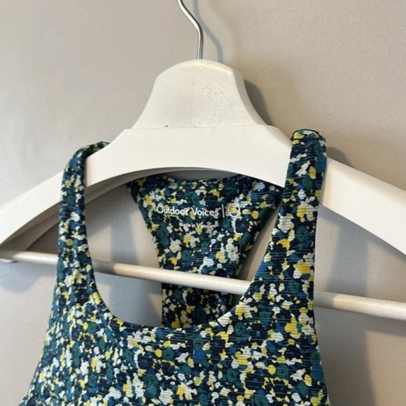 Outdoor Voices Floral Tech Sweat Move Free Crop Top - Picture 3 of 10